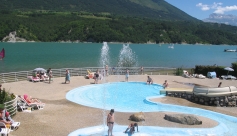Jeux d&#039;eau du lac de Monteynard-Avignonet