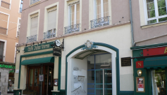 L&#039;ancienne auberge Les Trois Dauphins