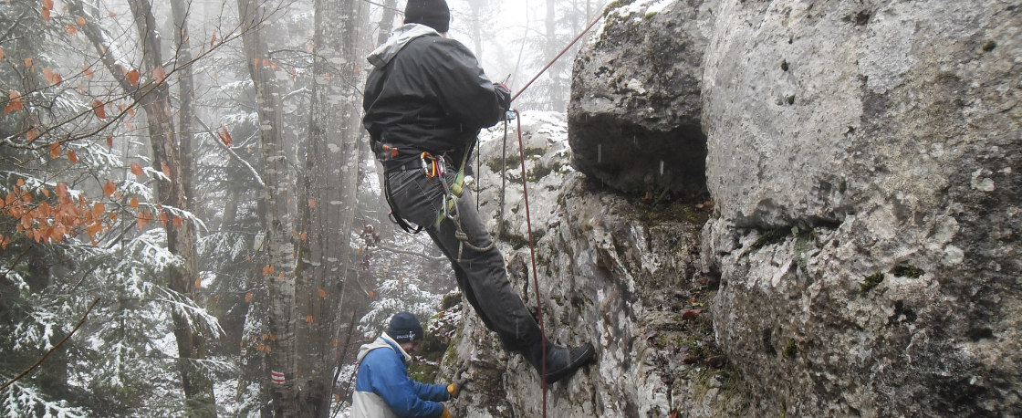 Site d'escalade et blocs