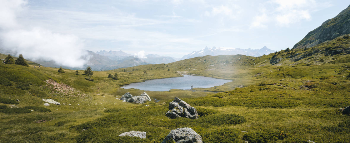 plateau des lacs de matheysine dans les alpes en isère hello travelers
