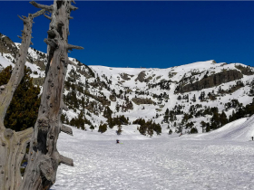 Photo lac Achard recouvert de neige en hiver