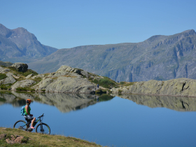 Lac Besson