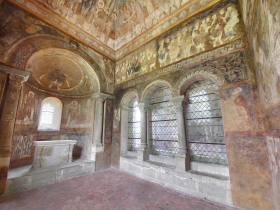Chapelle des anges et fresques romanes de Saint-Chef  moins d'une heure de Lyon