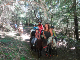 Pique nique à poney avec les Ecuries de Corrençon