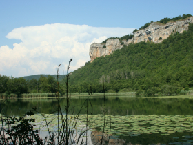 Espace Naturel Sensible de la tourbire-lac de Hires-sur-Amby