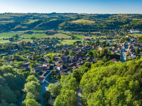 Randonne autour du chteau de Virieu