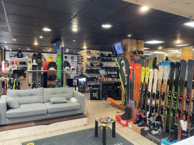 Ski et chaussures de ski de location
